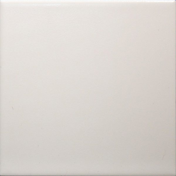 Essential White Matte Urban
