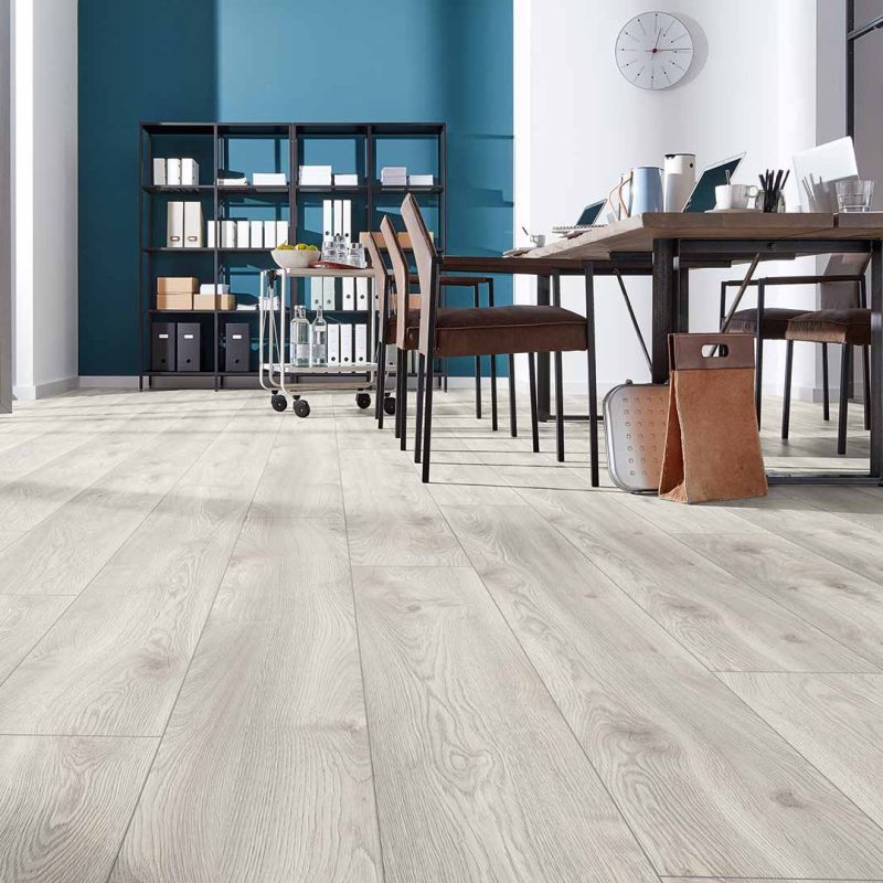 Makro Oak White