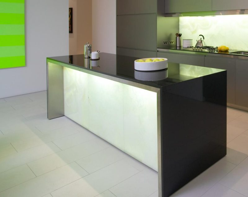 Crystal Black gallery