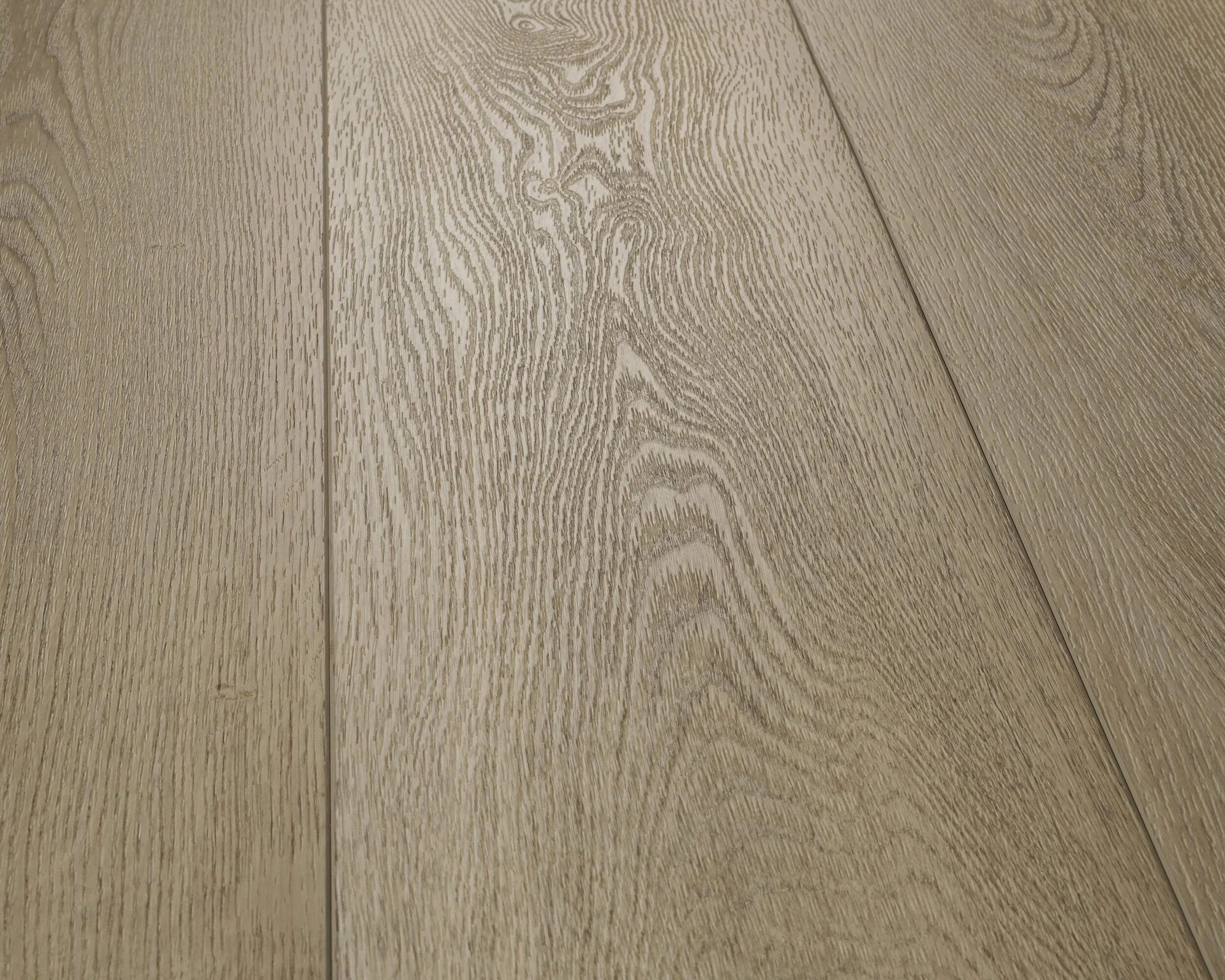 D1501 Amberwood — Monterey