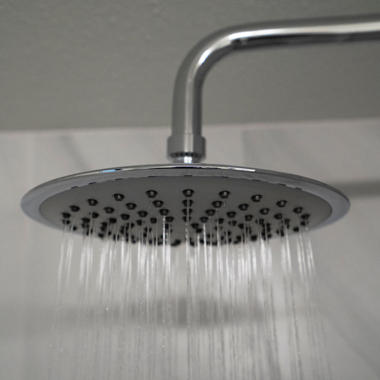 MADISON Chrome Shower Head — Pearl