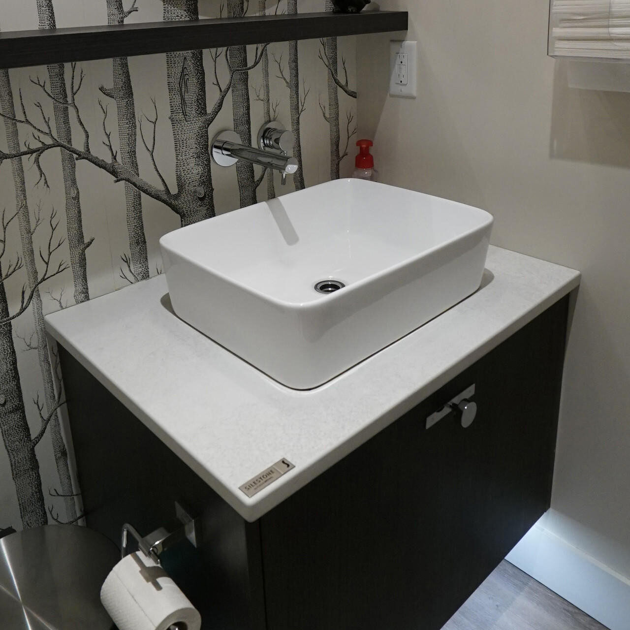 KASU DF Ceramic Bathroom Sink — Pearl