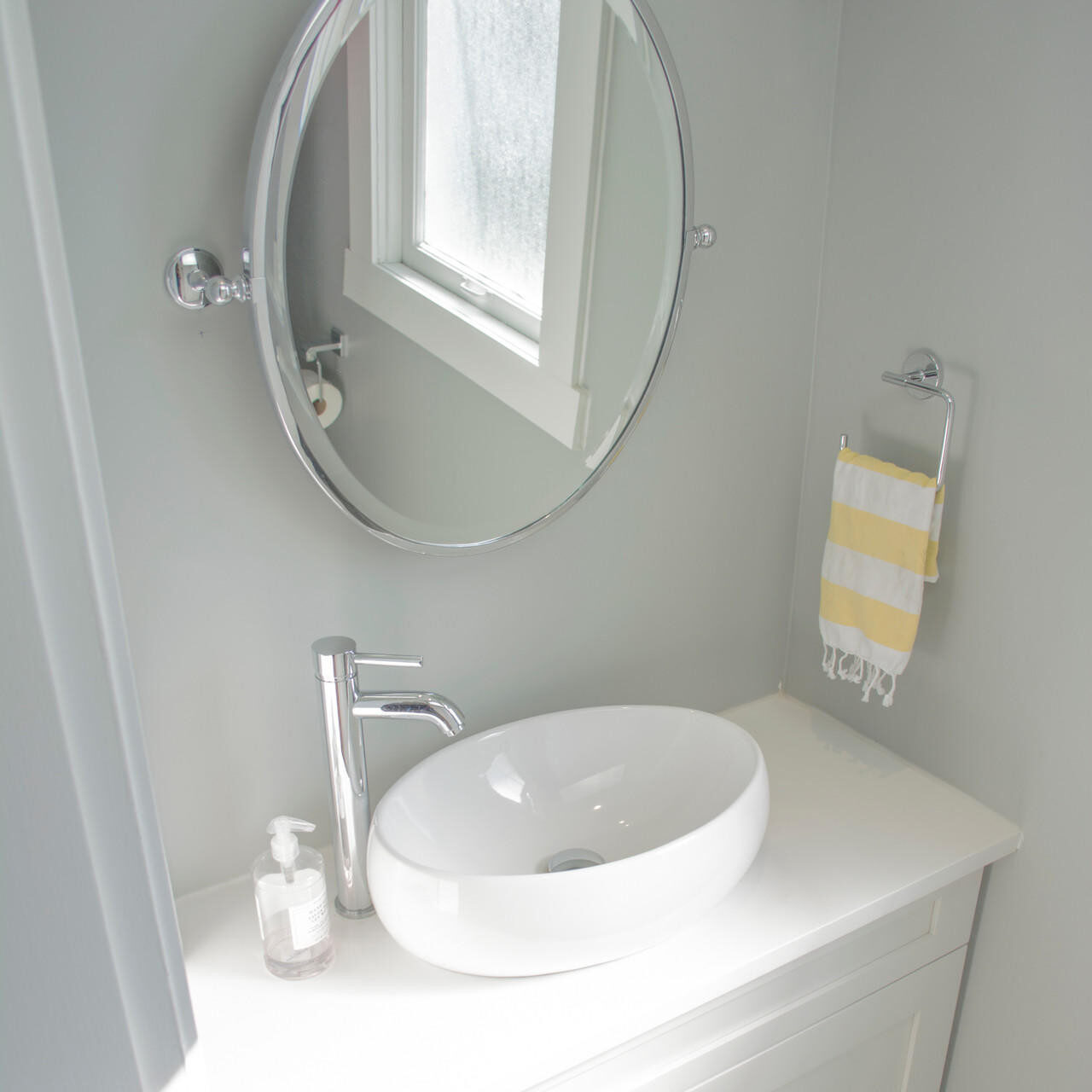 KASU DU Ceramic Bathroom Sink — Pearl