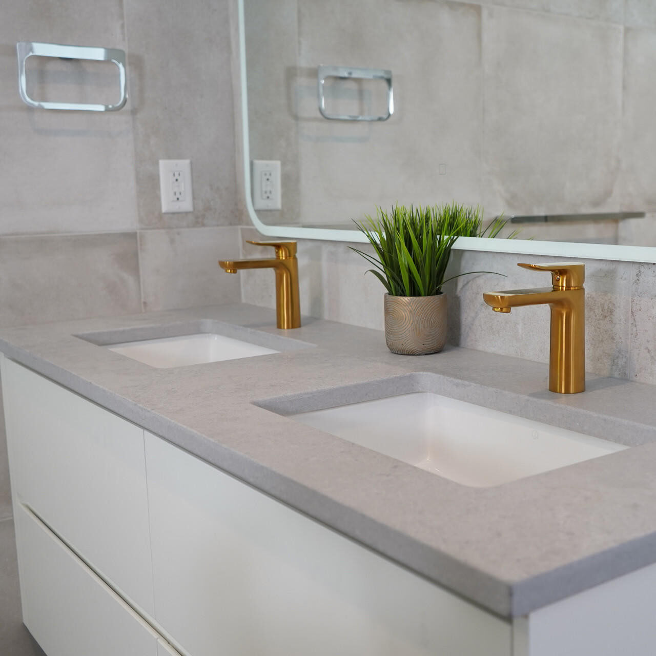 ALMA Champagne Gold Bathroom Faucet - FINAL SALE — Pearl