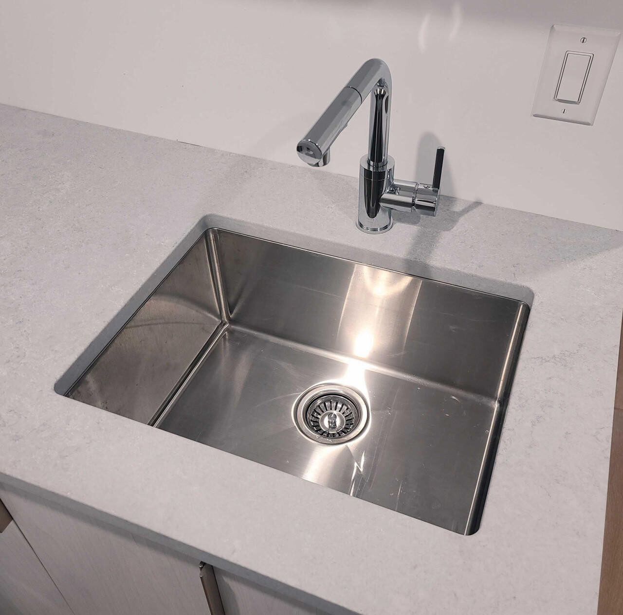 HANA MR GEO Stainless Kitchen Sink — Pearl