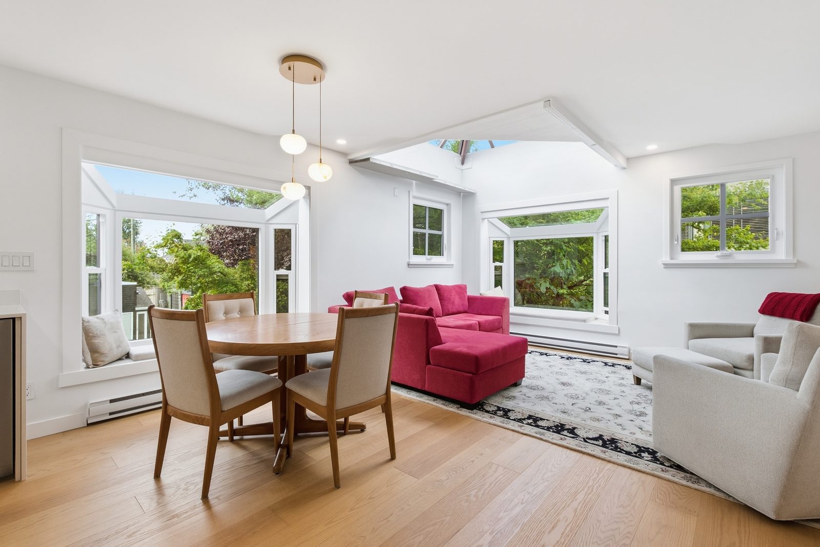 After — Pipa — Kitsilano Townhouse renovation (photo 8) · Canadian Flooring & Renovations Vancouver