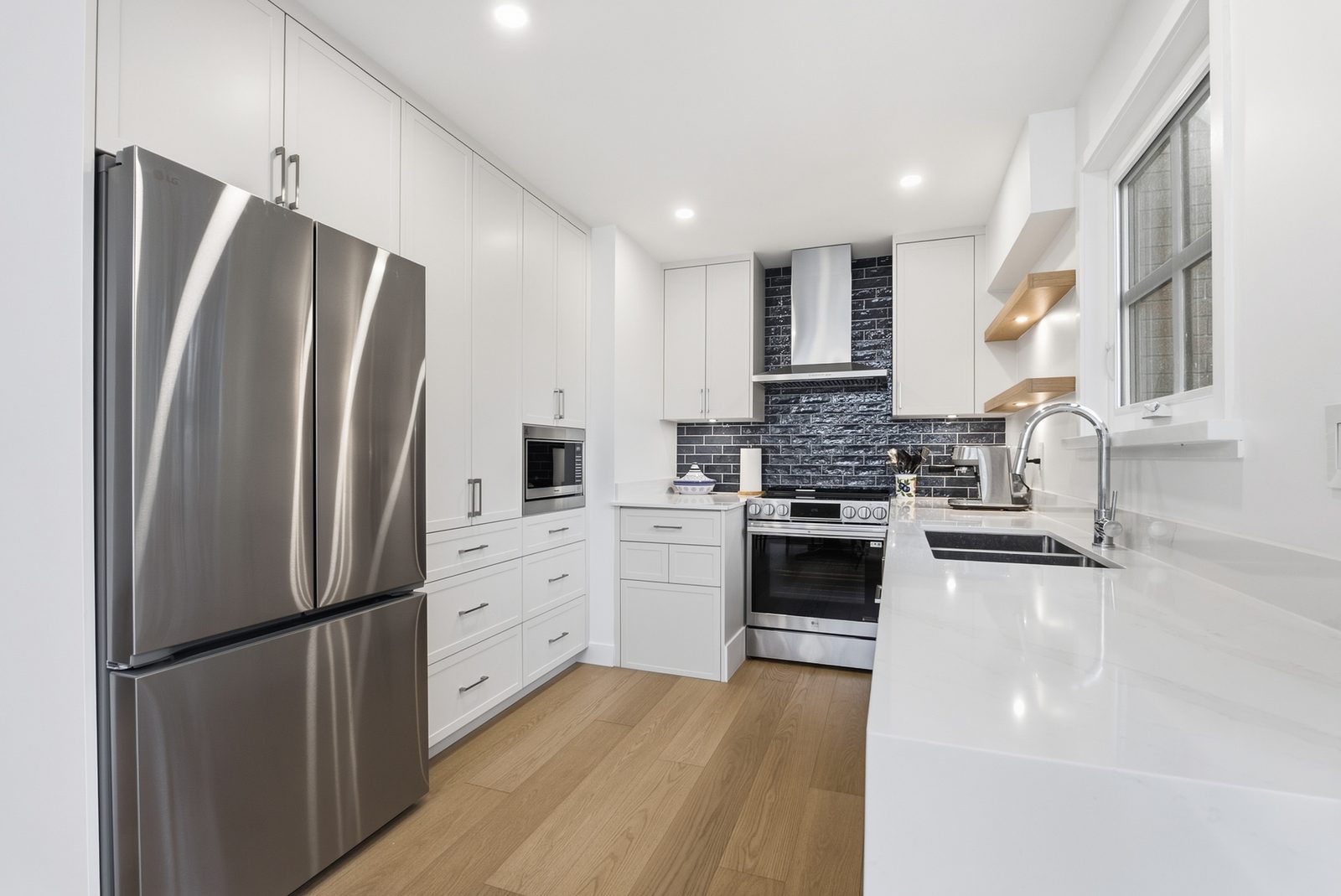 After — Pipa — Kitsilano Townhouse renovation (additional photo 2) · Canadian Flooring & Renovations Vancouver